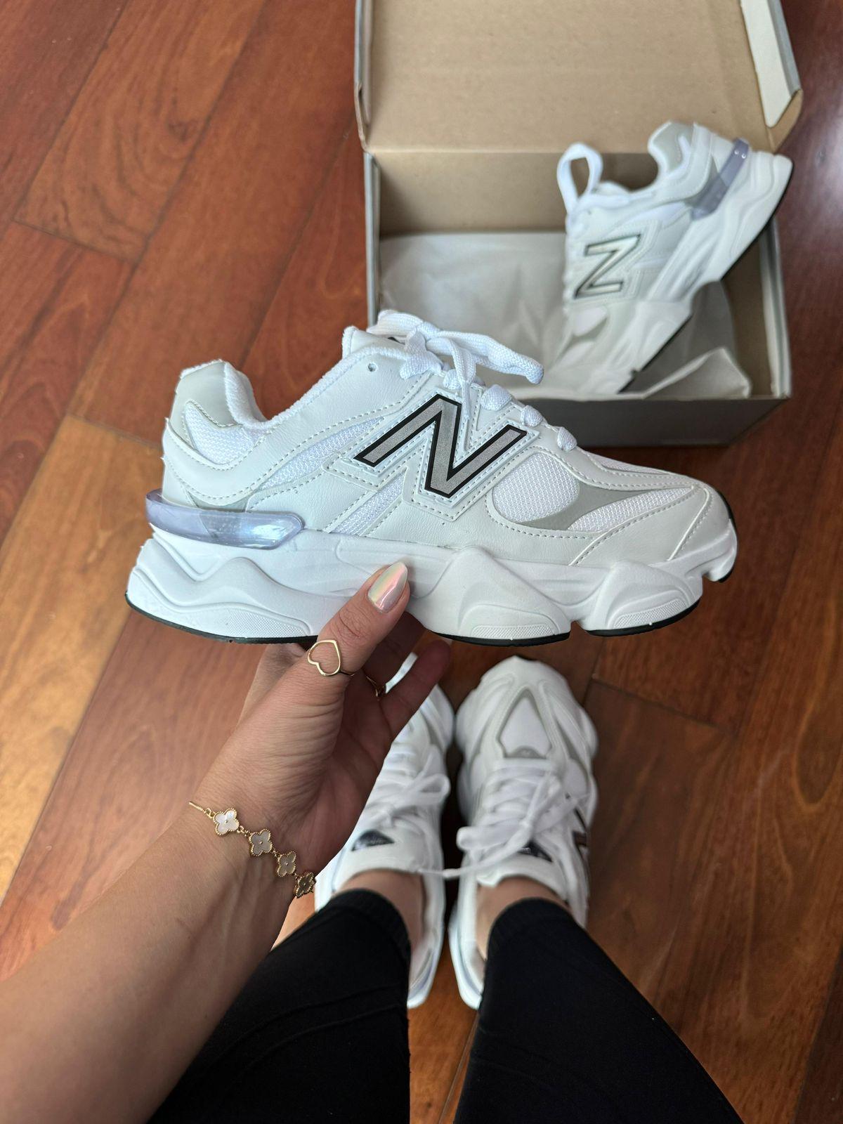 NEW BALANCE SUPER PREMIUM