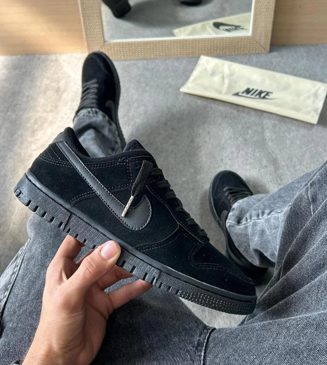 Nike Premium